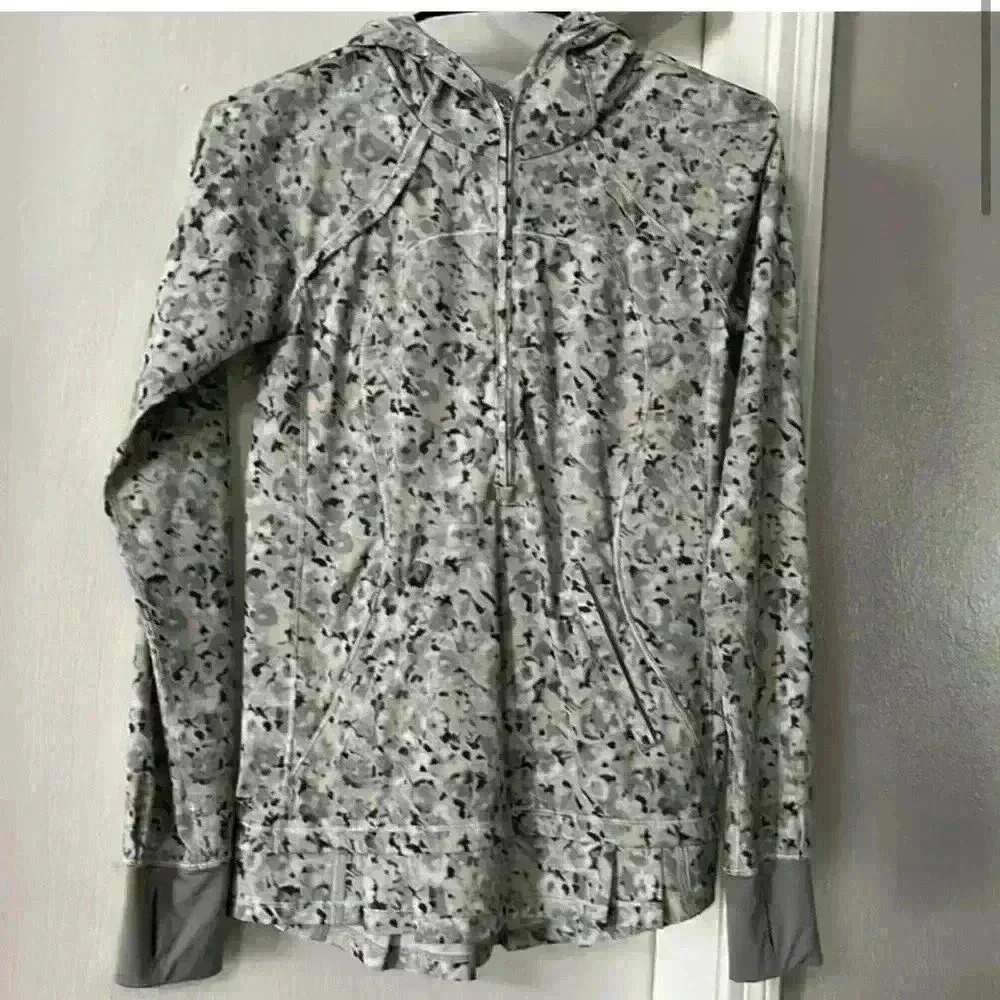 Lululemon lightened up pullover sweater - Picture 3 of 9